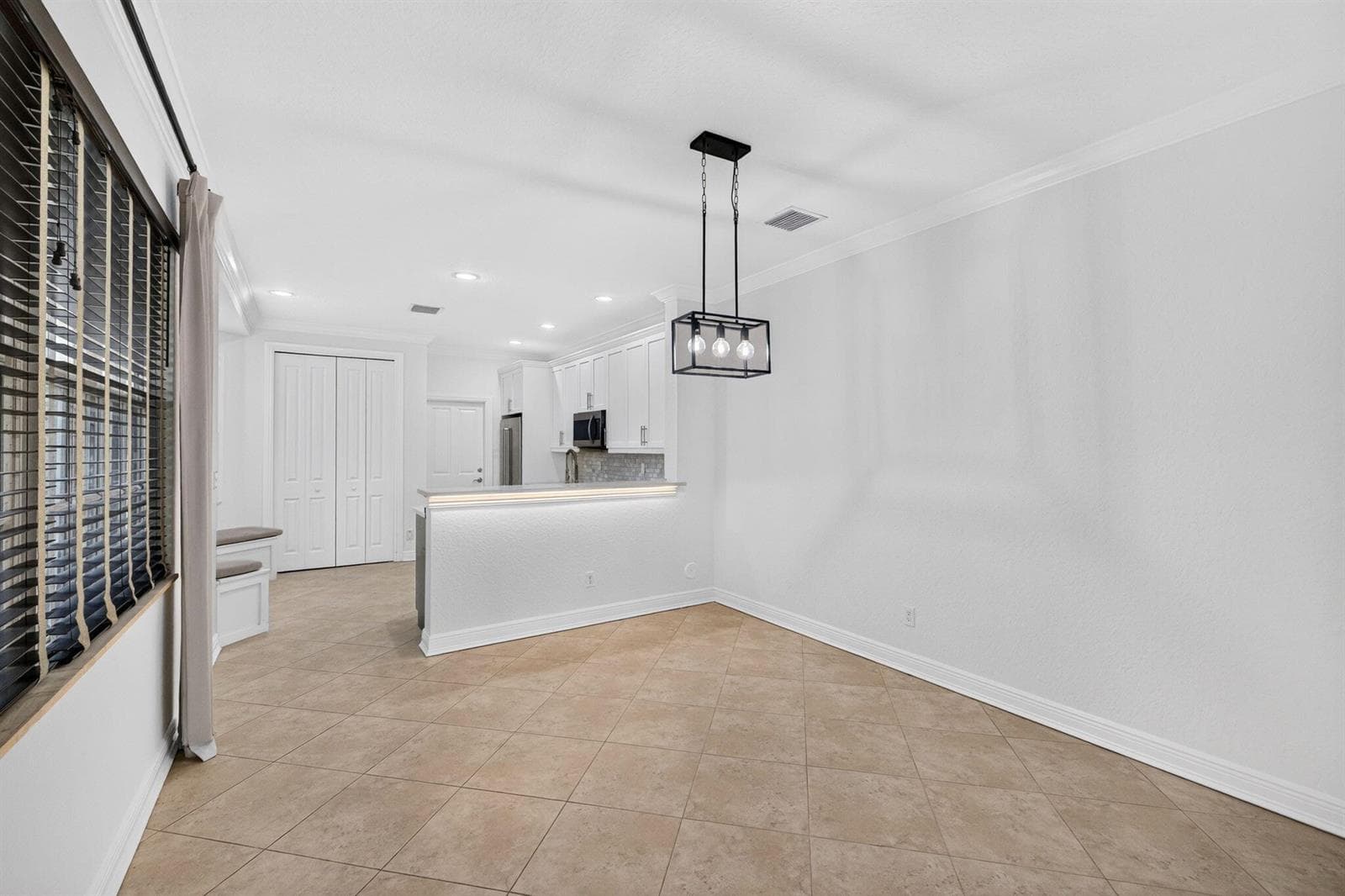 24-web-or-mls-a699A9340