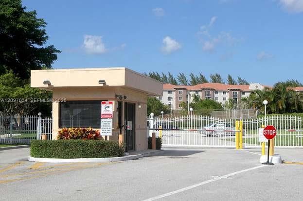BREAKWATERS OF THE PALM B · #4L in West Palm Beach - Photo 1