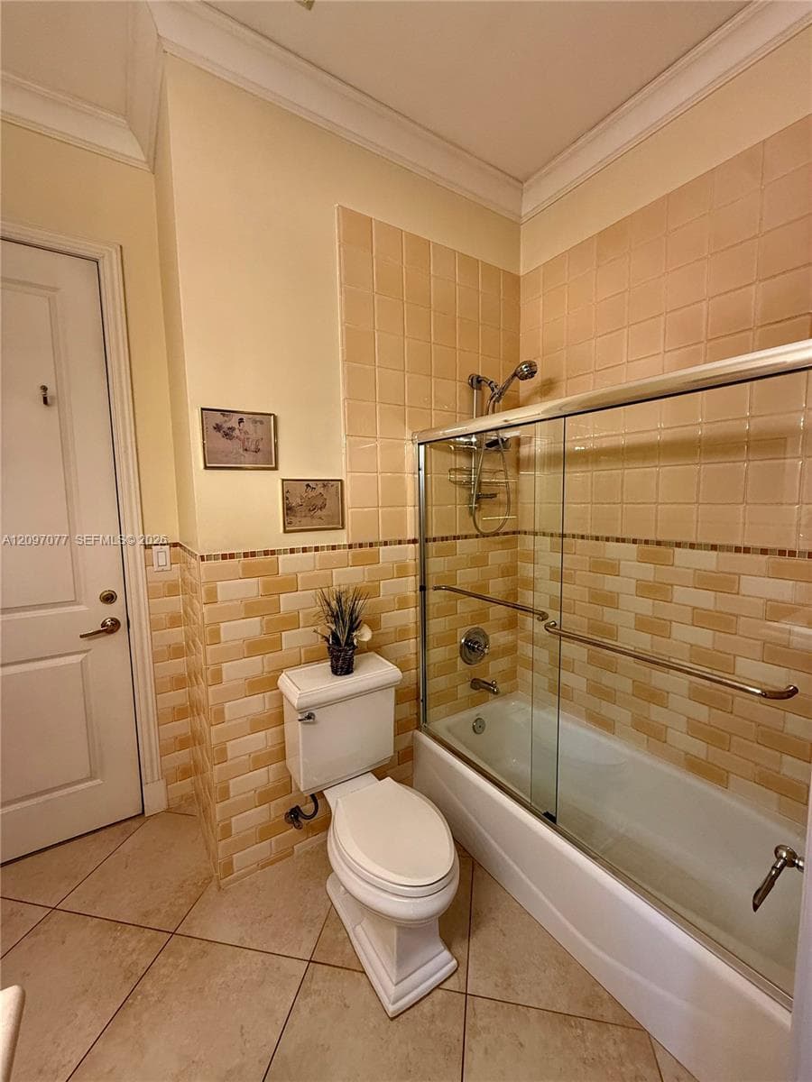 Guest Quarters w/ Private Entry