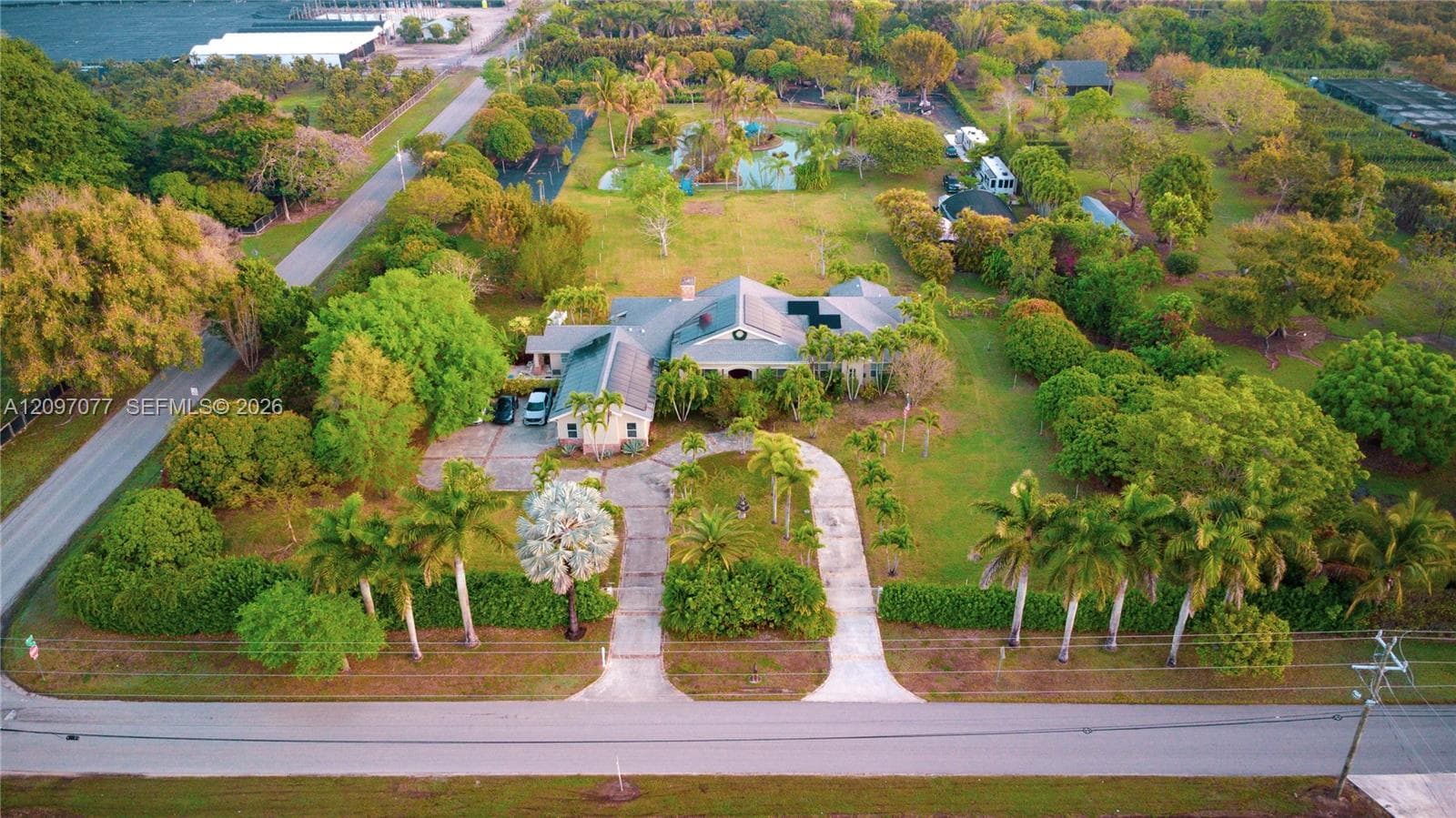 20175 SW 256th St photo 1