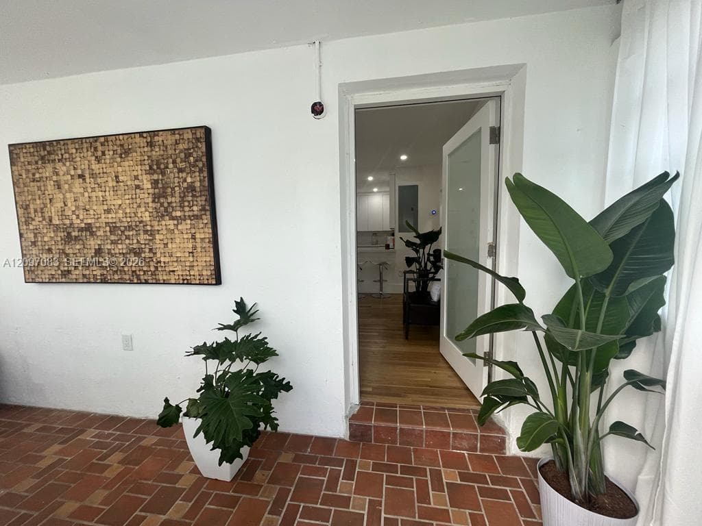 1091 NW 59th St photo 5