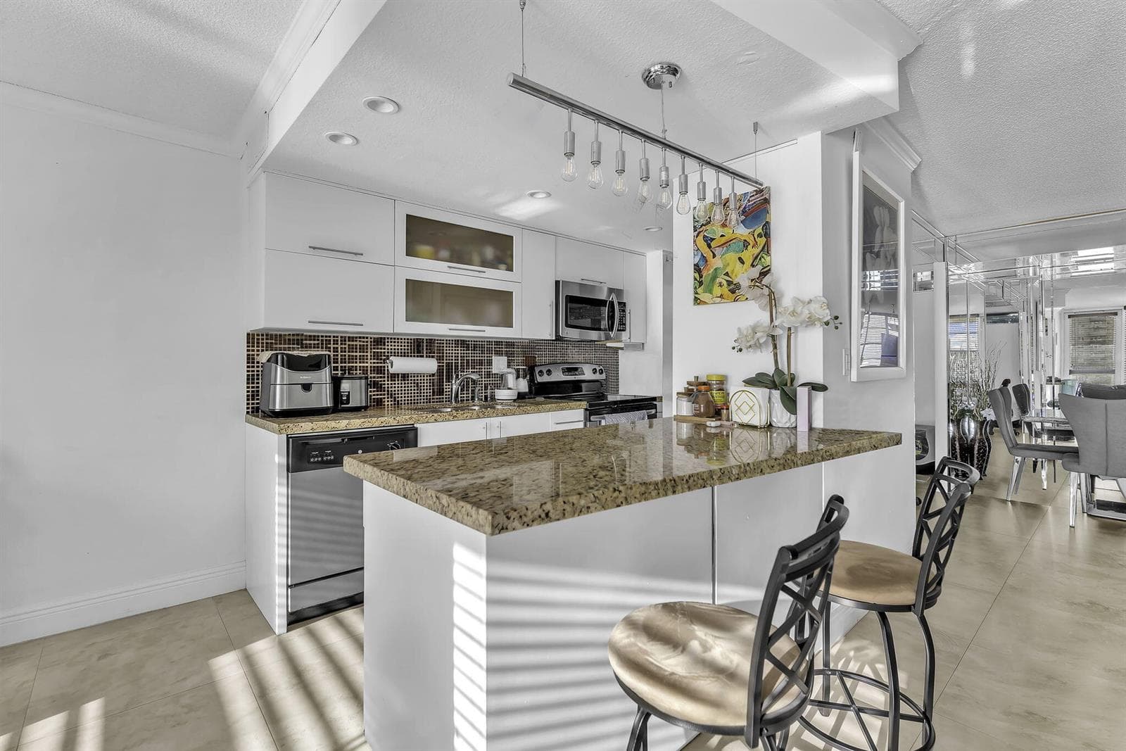 Breakfast Counter