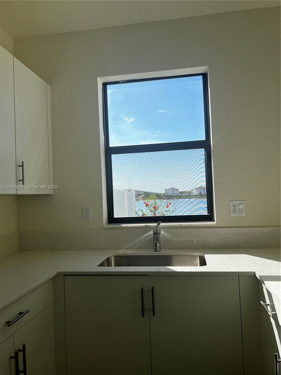 3236 W 114th Ter photo 17