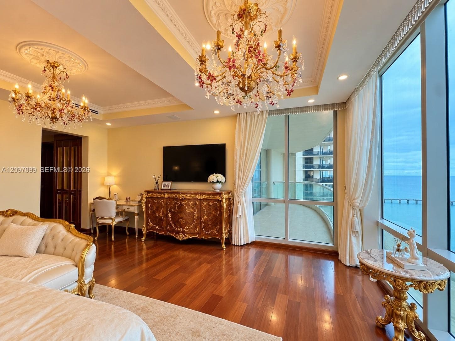 Turnberry Ocean Colony · #1604 in Sunny Isles Beach - Photo 10