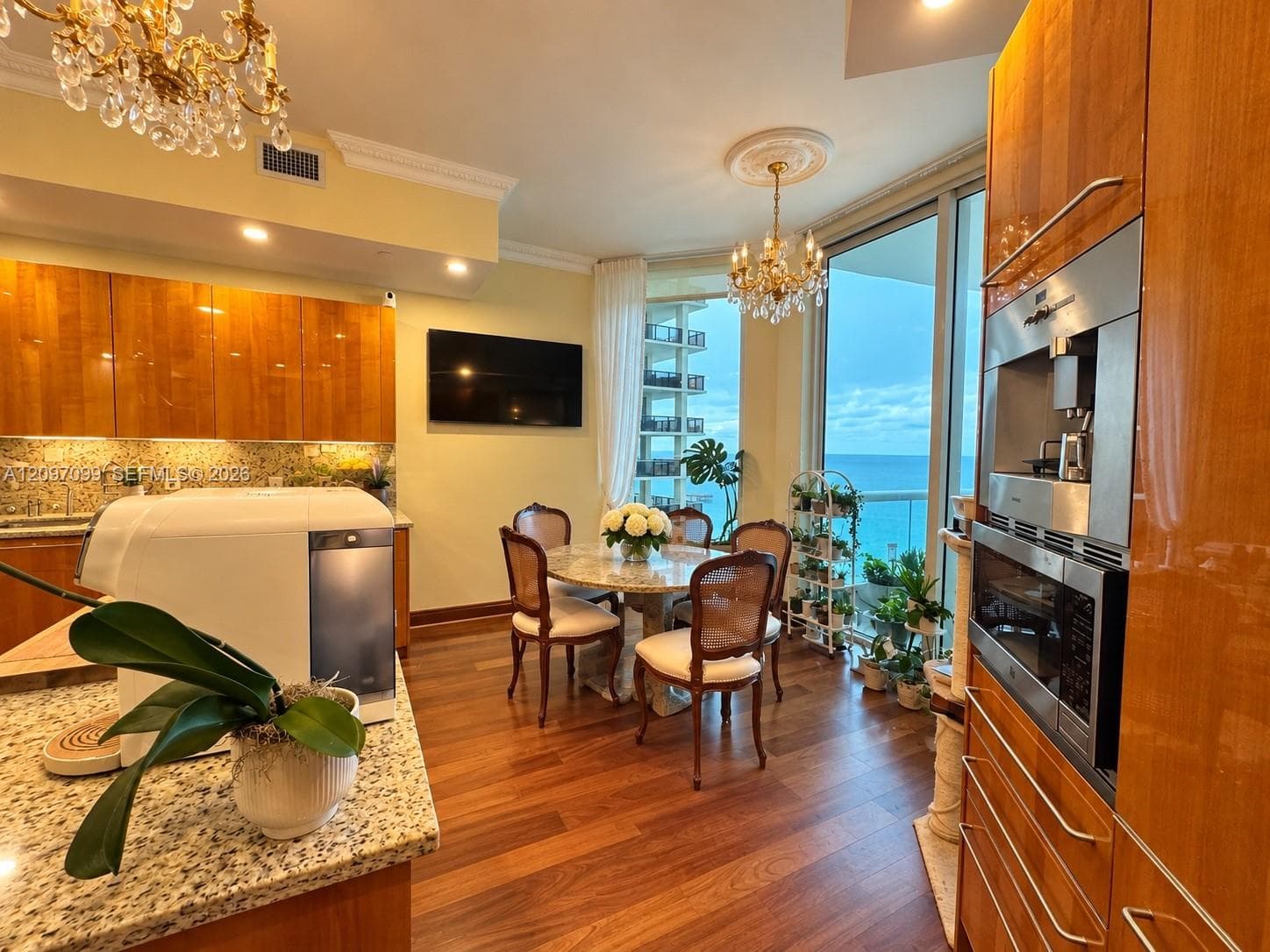Turnberry Ocean Colony · #1604 in Sunny Isles Beach - Photo 18