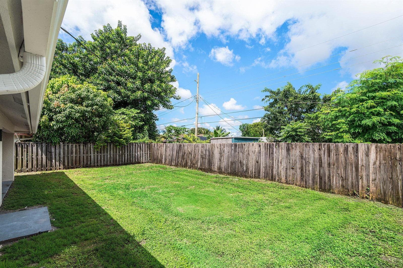 038-4879LincolnRoad-DelrayBeach-FL-33445