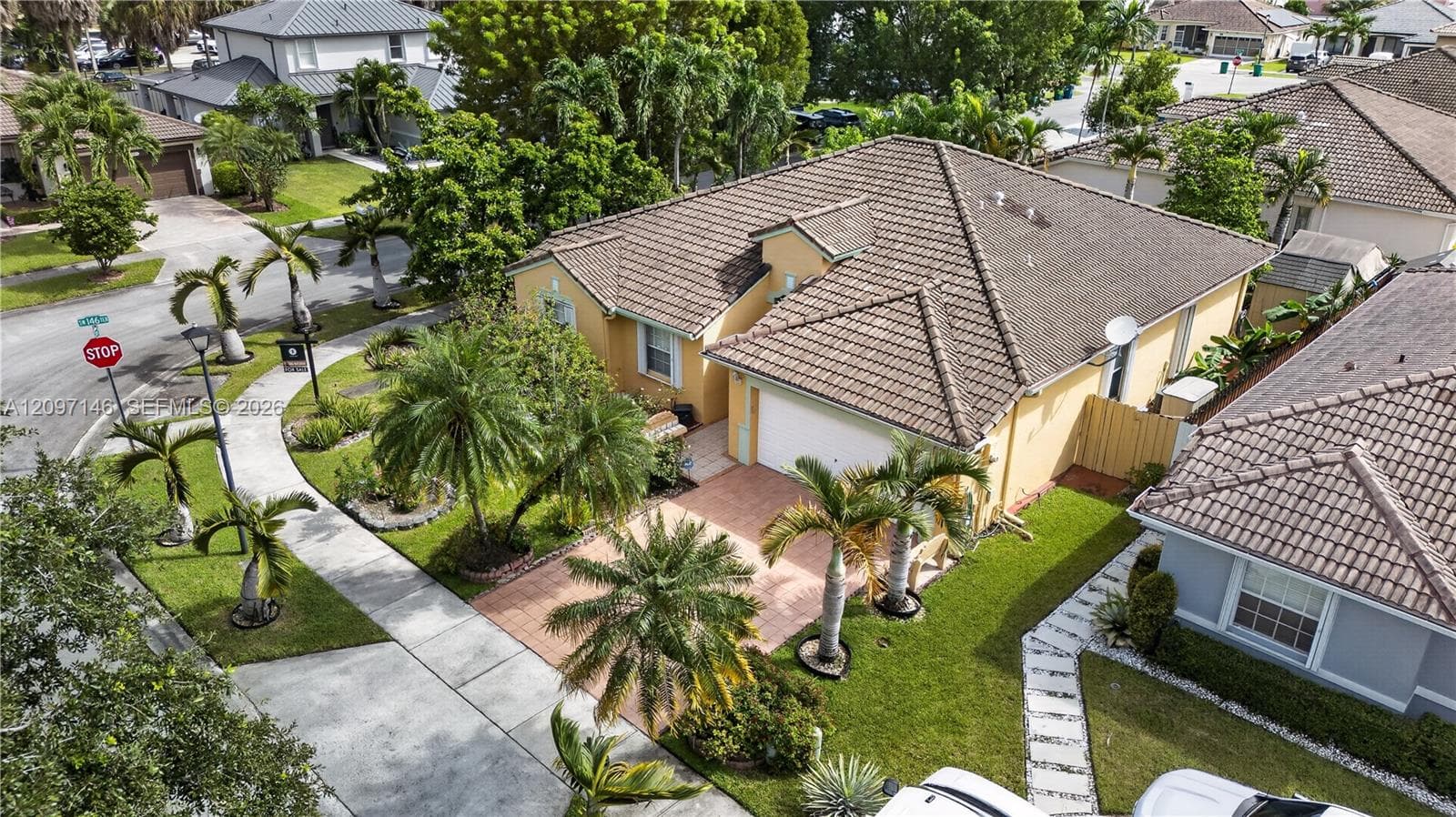 14639 SW 159th Pl photo 4