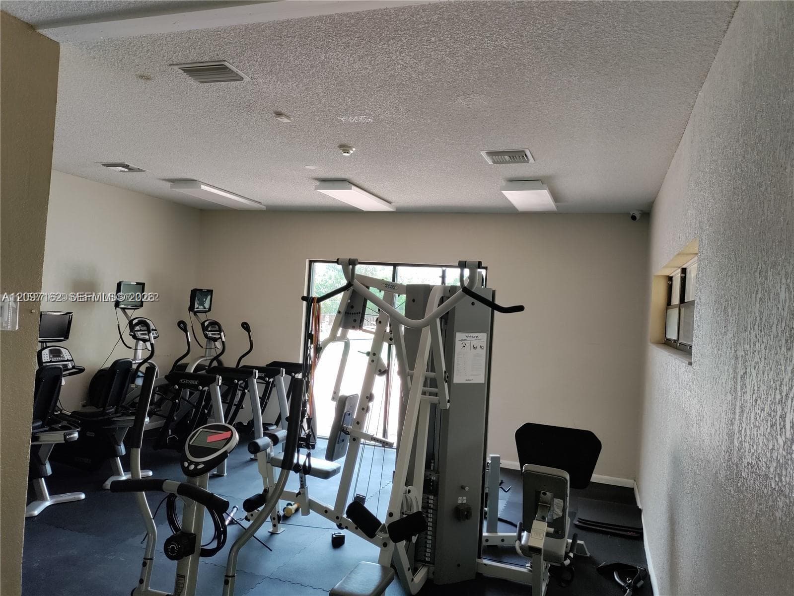 CORAL GATE EAST CONDO · #2-508 in Hialeah - Photo 2