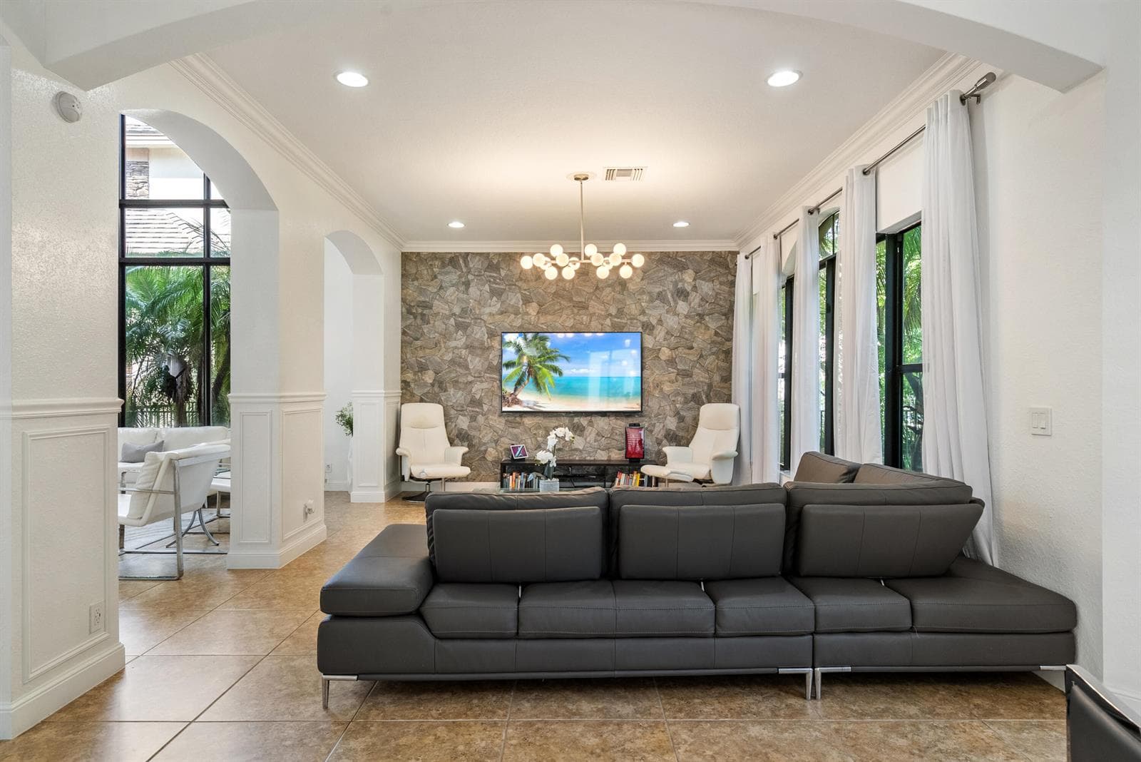 TV/Family rm