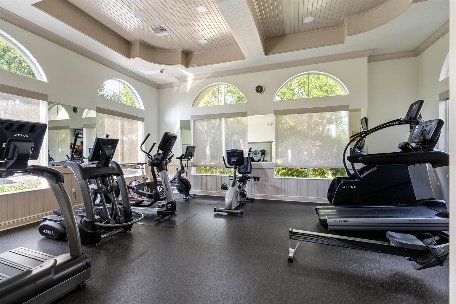 Versailles aerobic rm
