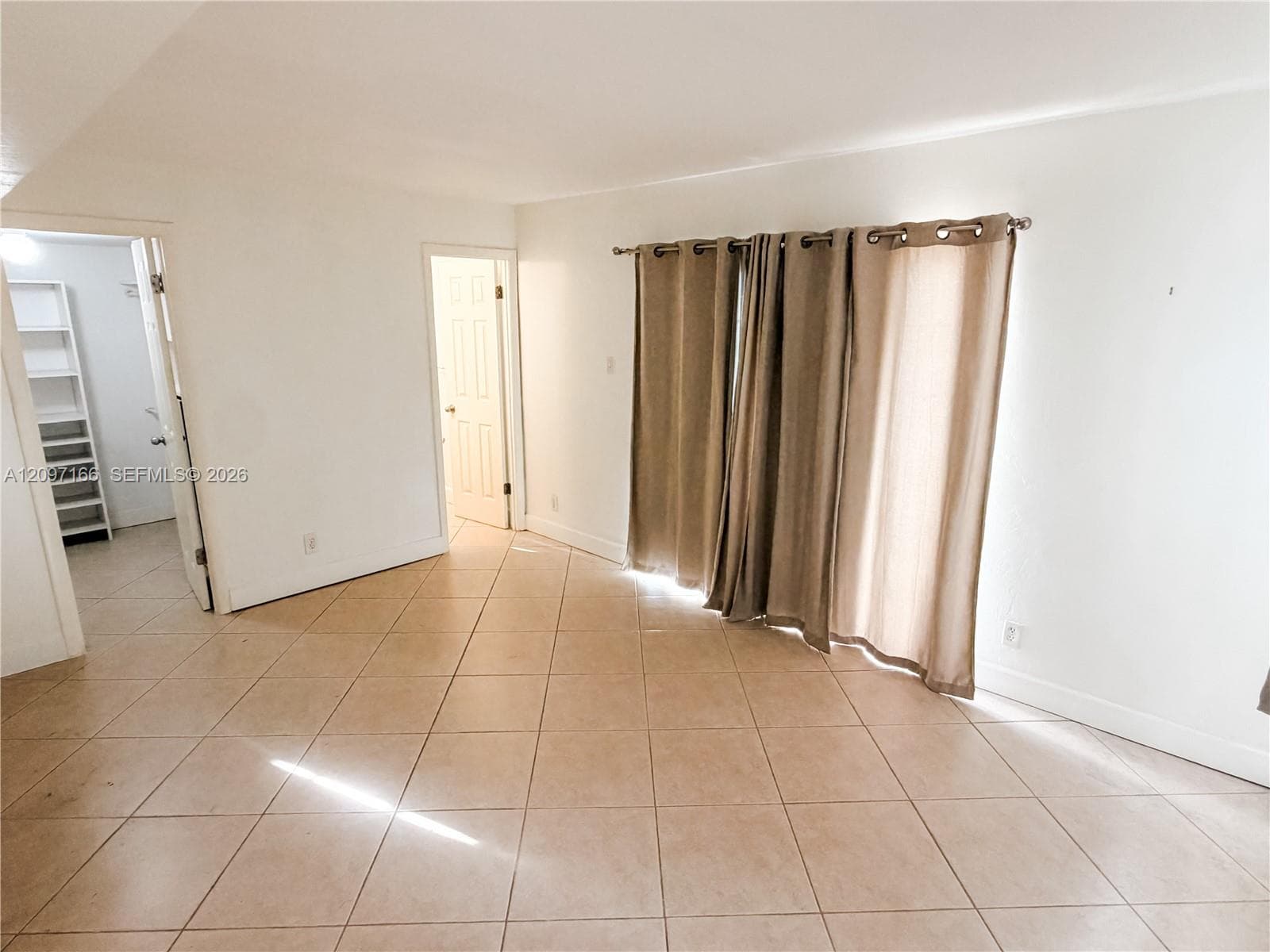 VIRGINIA OAKS CONDO · #5C in Miami - Photo 7
