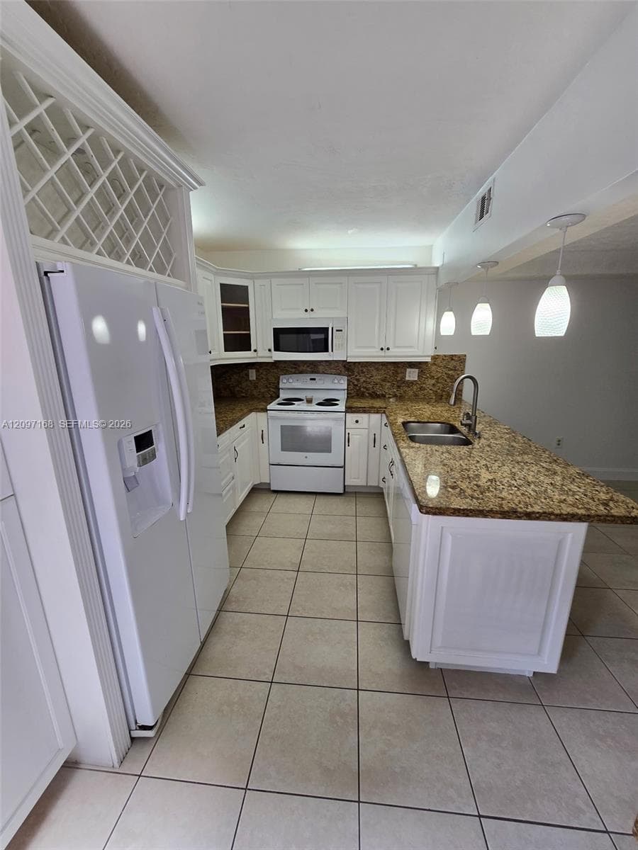 1990 SW 121st Ct #238 photo 9