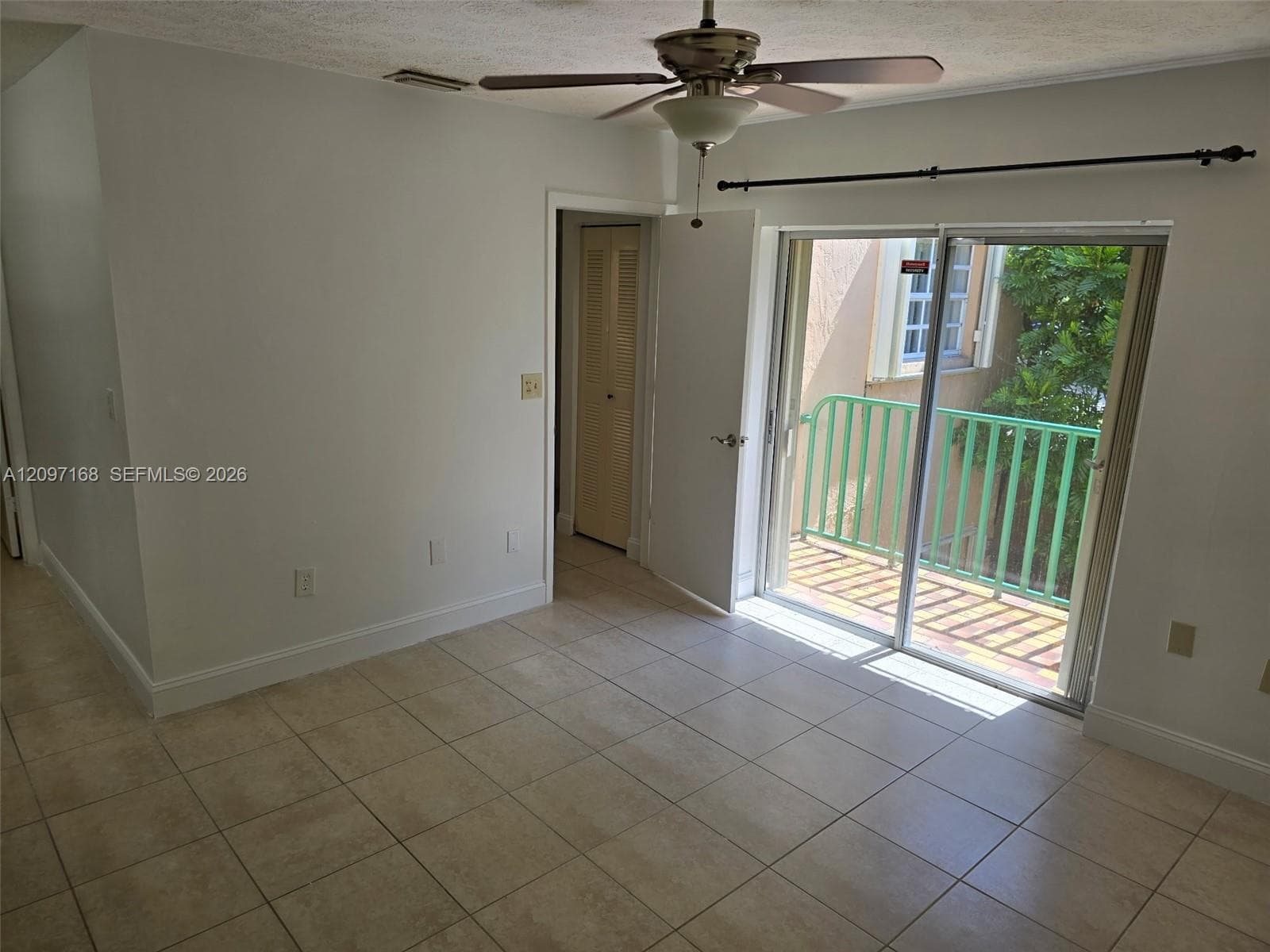 1990 SW 121st Ct #238 photo 4
