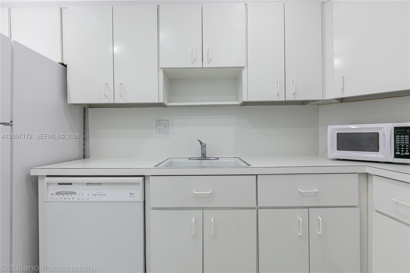 ARLEN HOUSE WEST CONDO · #1818 in Sunny Isles Beach - Photo 35