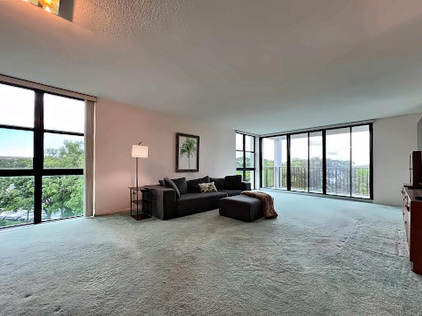 27-unit-living-room