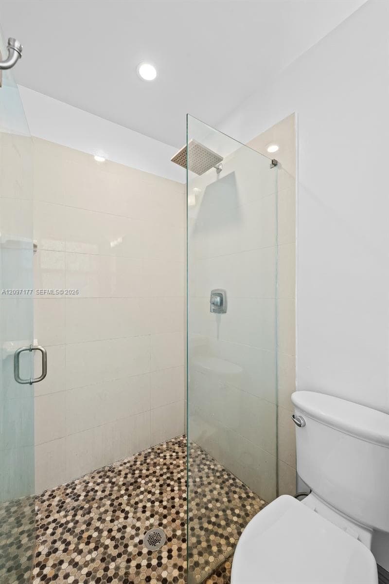 1234 N Victoria Park Rd #0 photo 11