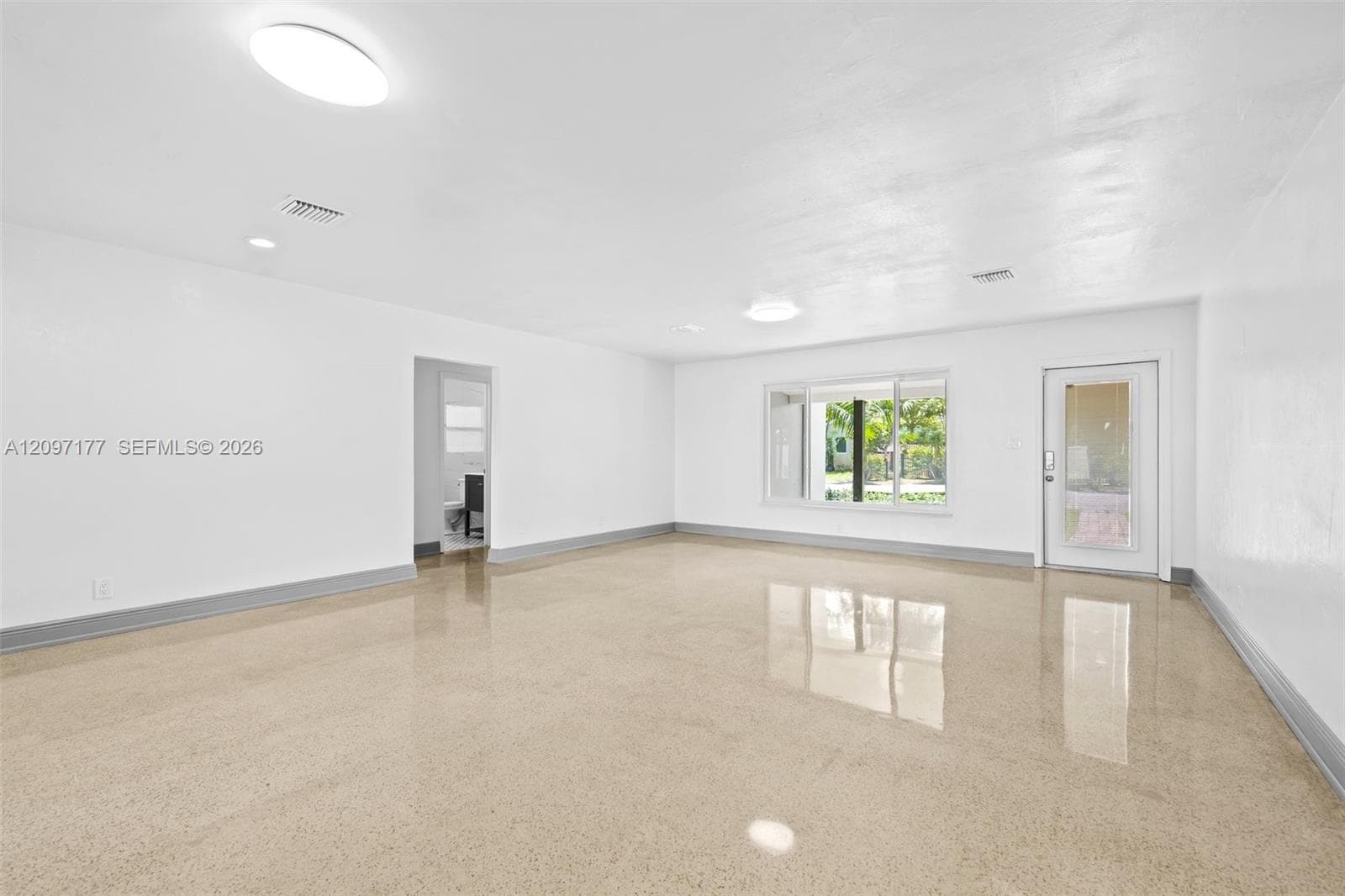 1234 N Victoria Park Rd #0 photo 19