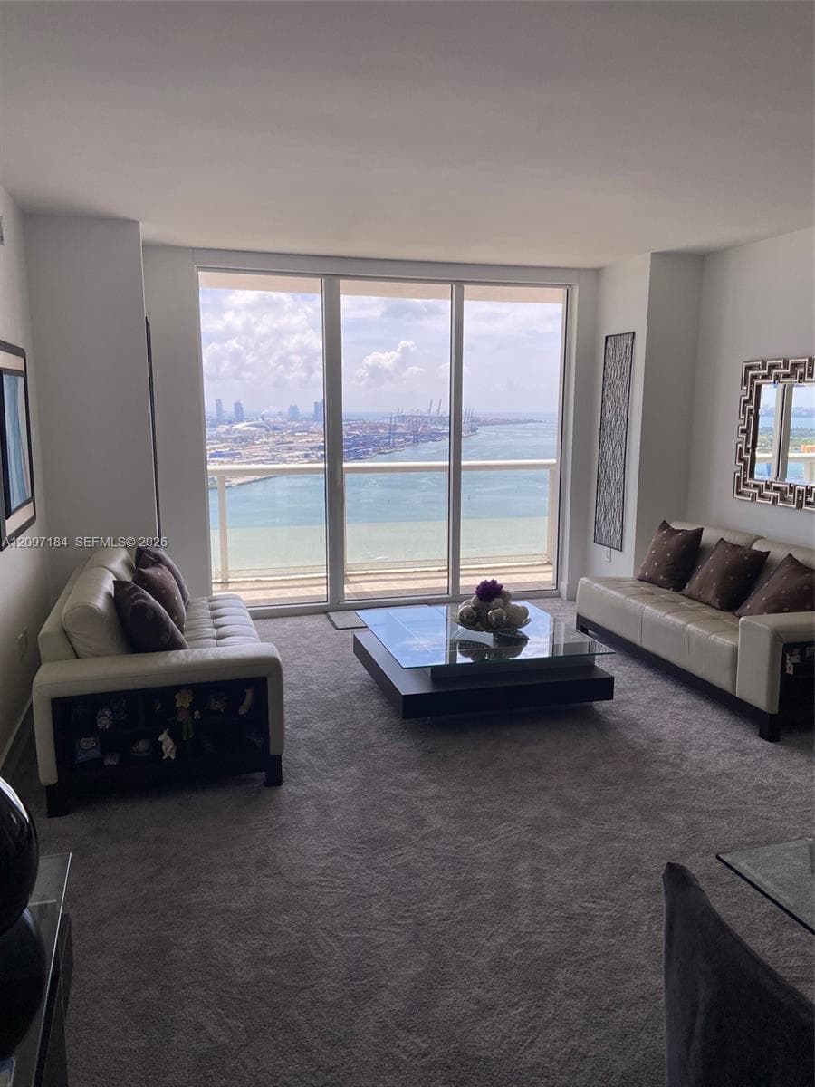 50 Biscayne · #2906 in Miami - Photo 3