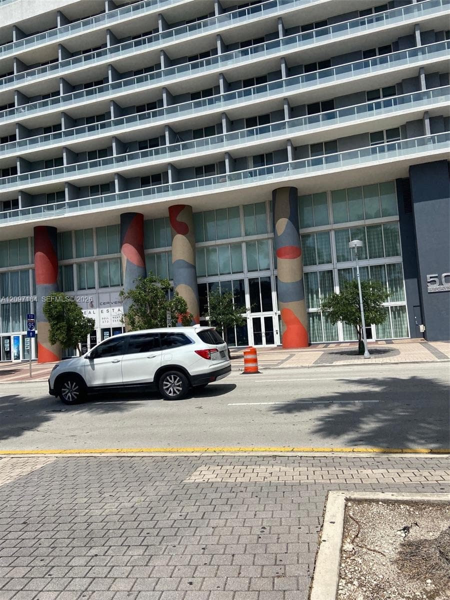 50 Biscayne · #2906 in Miami - Photo 1