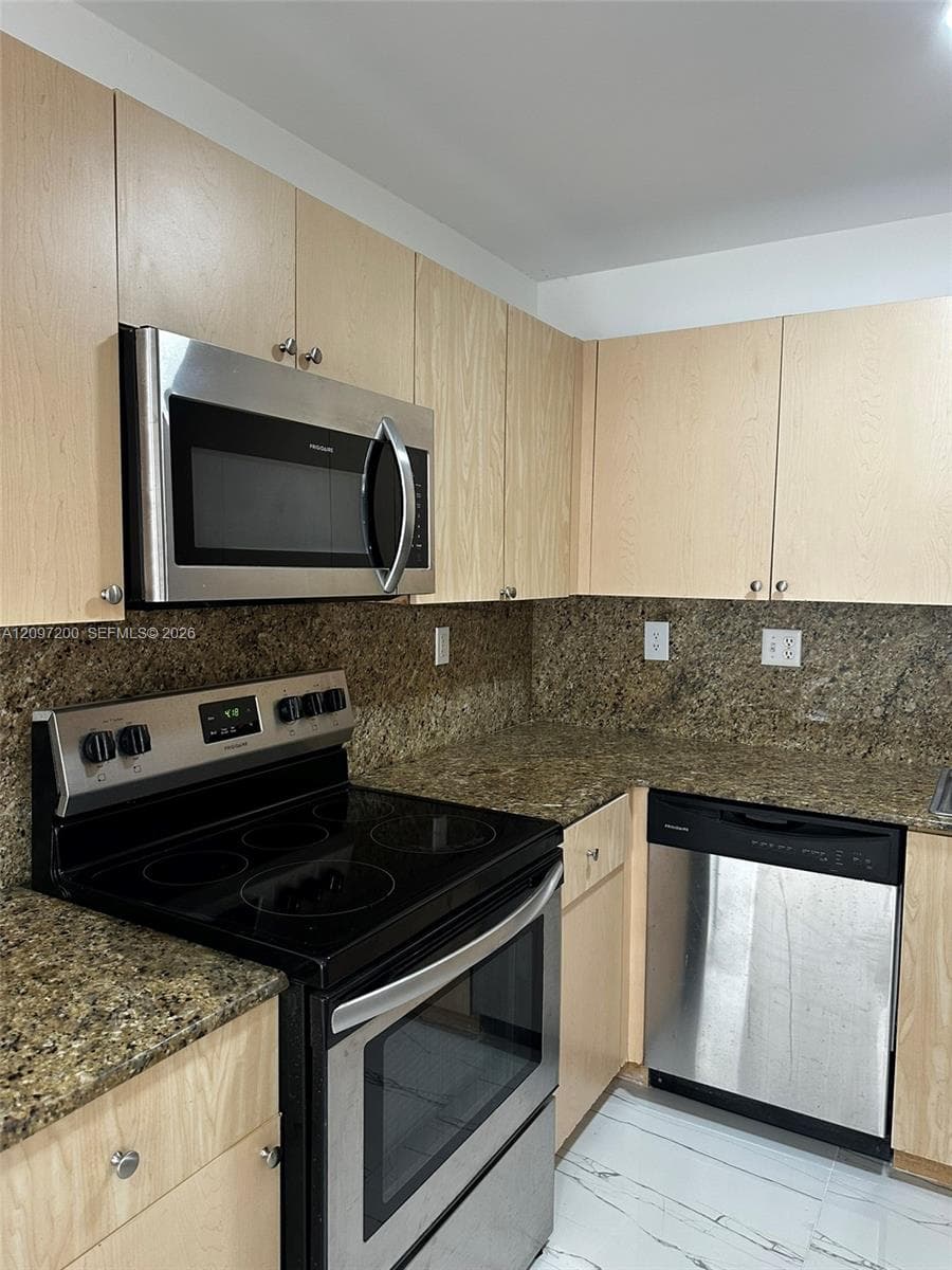 13803 SW 256th Ter photo 18