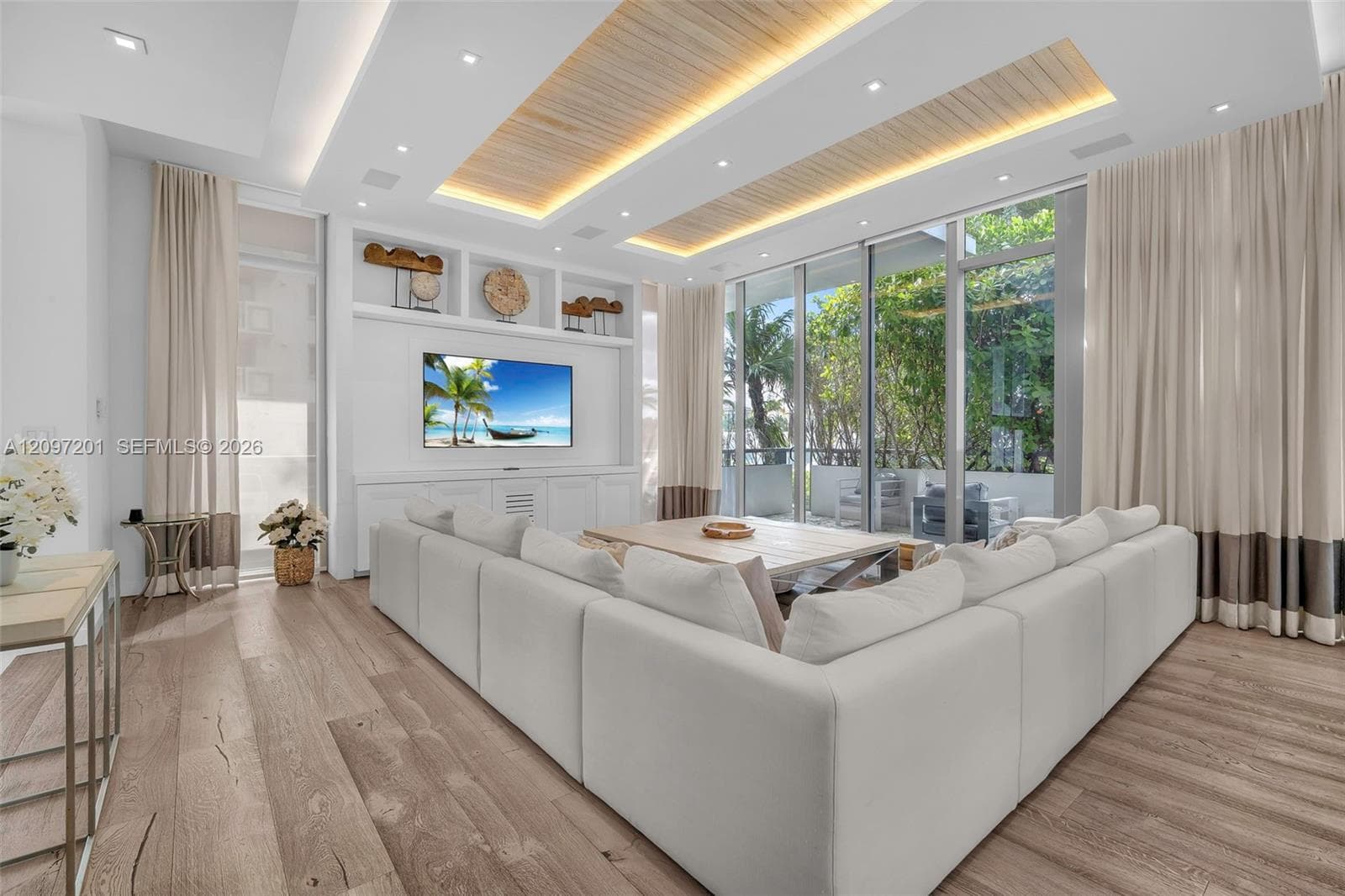9501 Collins Ave #1 photo 18