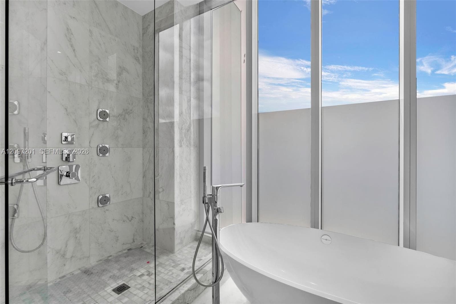 9501 Collins Ave #1 photo 29