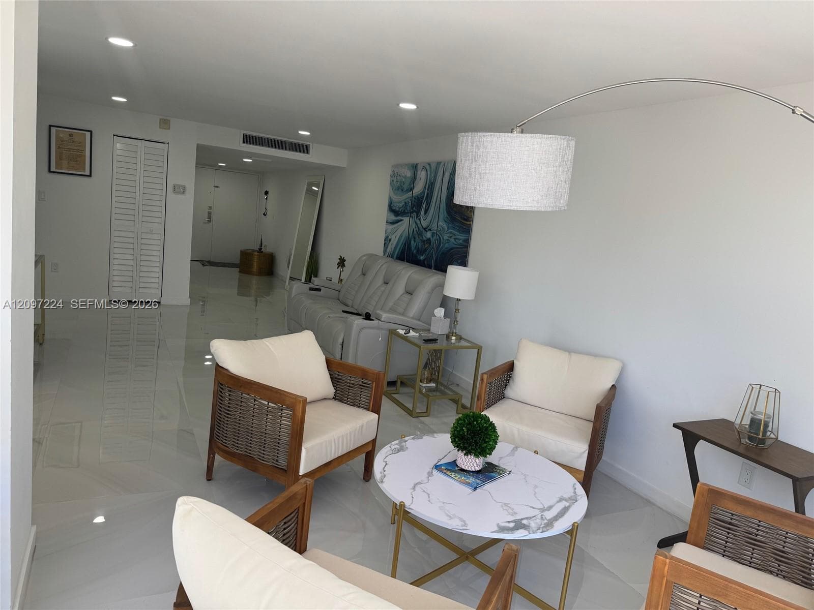 Mar Del Plata · #401 in Miami Beach - Photo 13