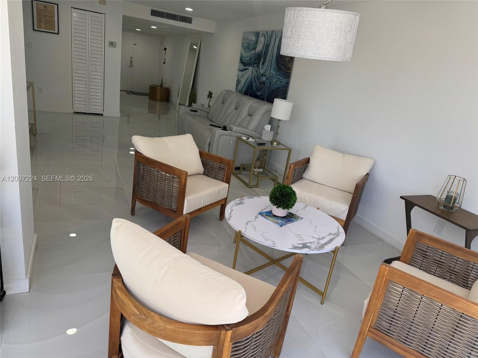 Mar Del Plata · #401 in Miami Beach - Photo 12