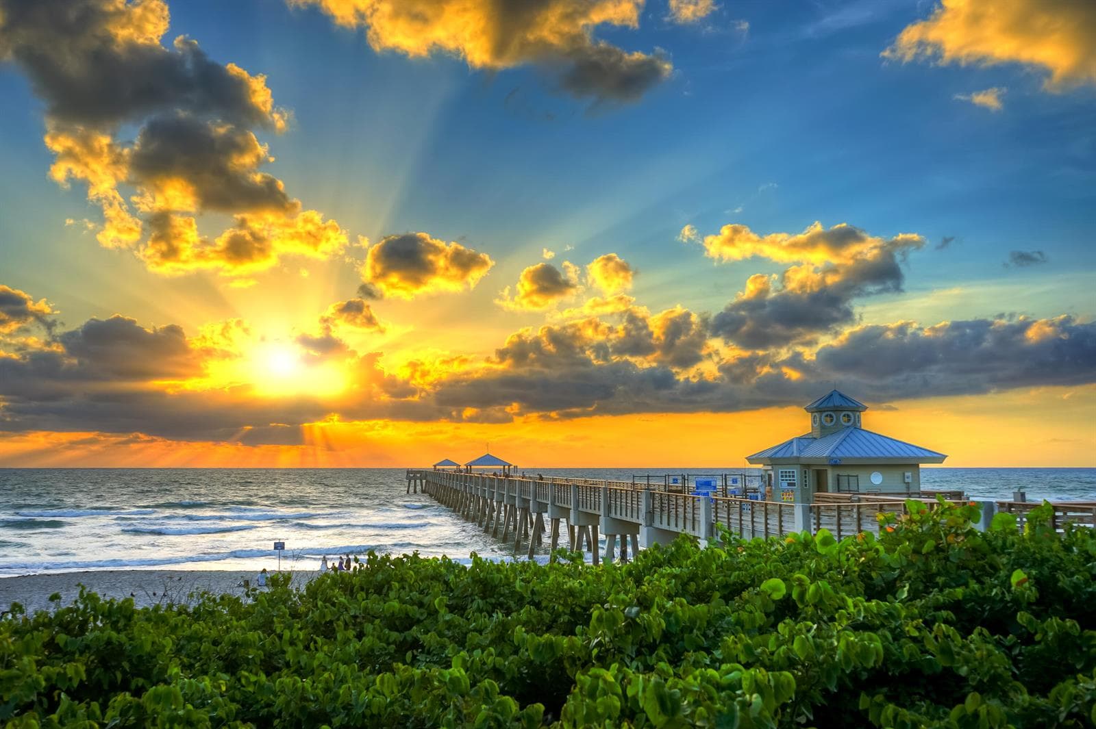 Juno Pier