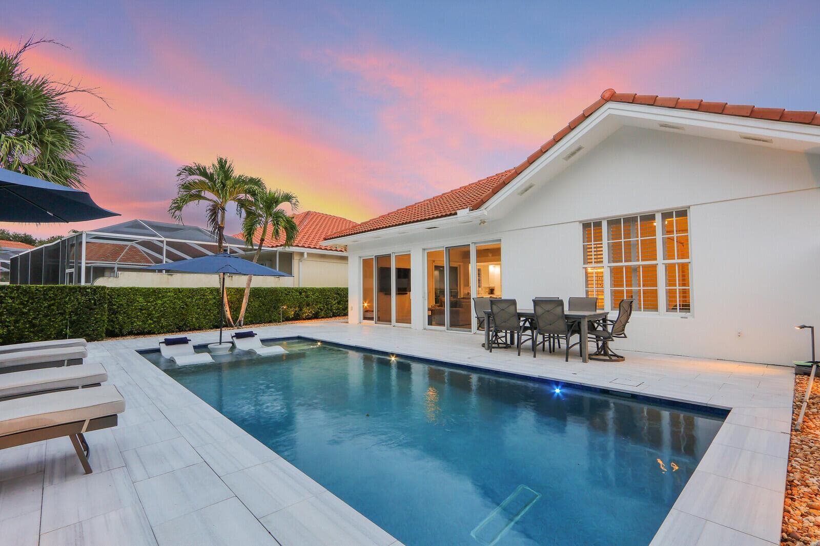 Pool twilight