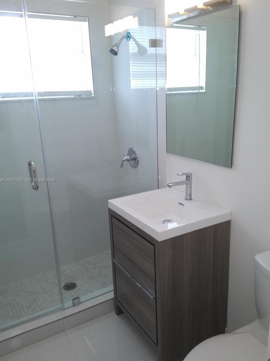 BASE01 CONDO · #11 in Miami Beach - Photo 9