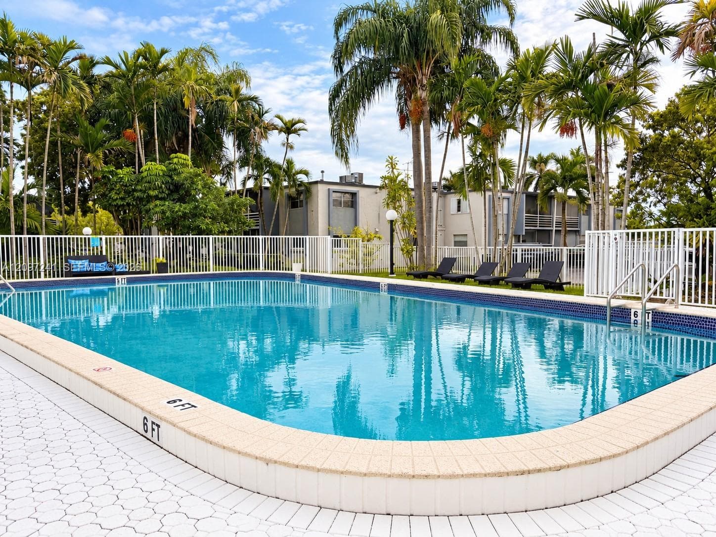 GALLOWAY GARDENS CONDO · #103 in Miami - Photo 8