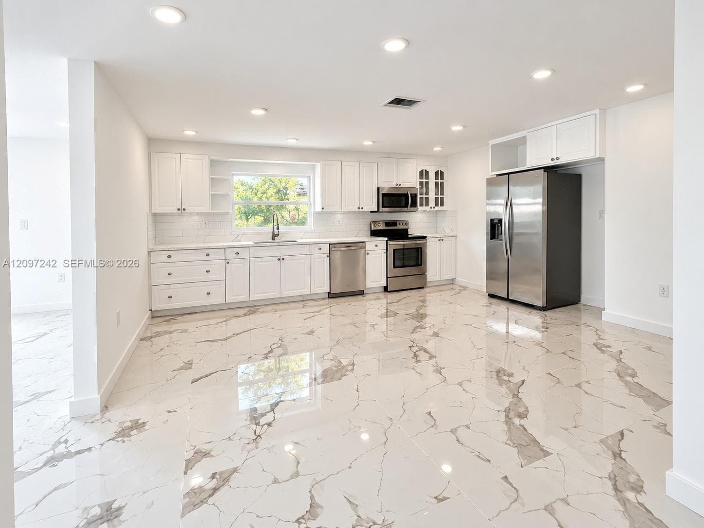 2125 NW 179th St photo 2
