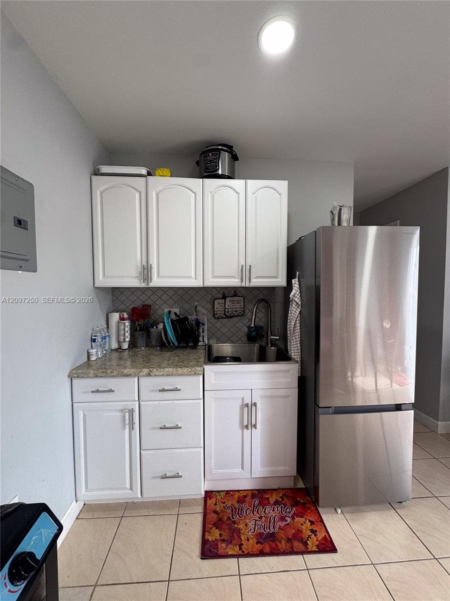 9270 SW 43rd St photo 31
