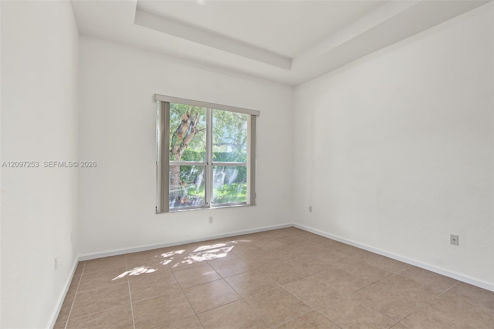 983 NE 37th Pl #983 photo 15