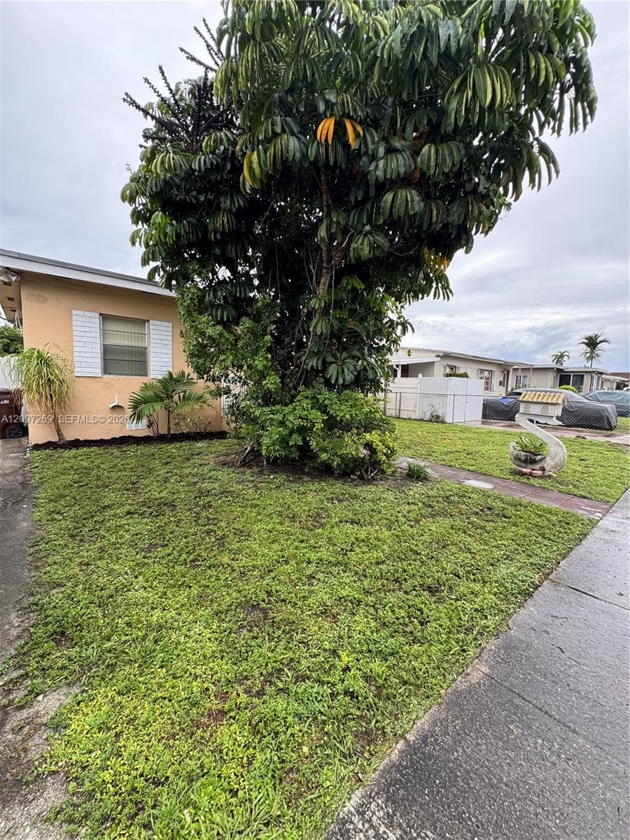 Outdoor space with potential for so much!