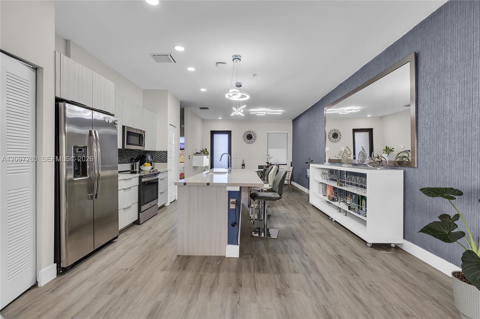 APEX AT PARK CENTRAL COND · #28 in Doral - Photo 10