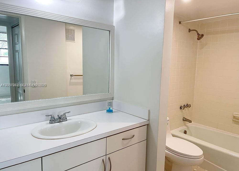 WESTBIRD VILLAGE CONDO · #10-206 in Miami - Photo 9
