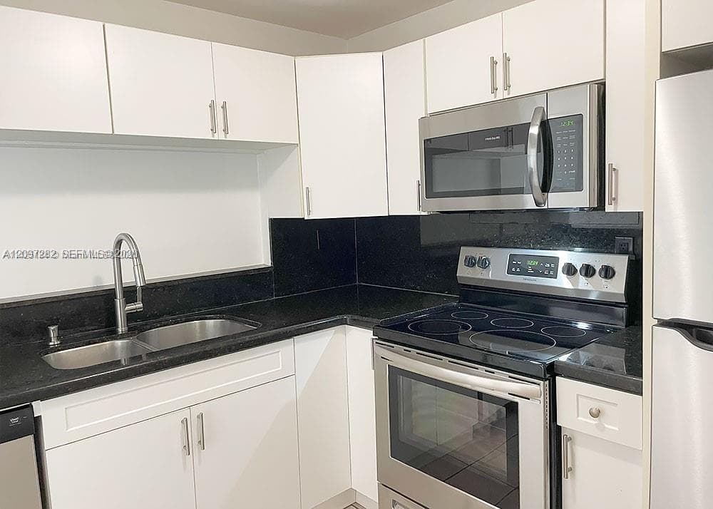 WESTBIRD VILLAGE CONDO · #10-206 in Miami - Photo 4