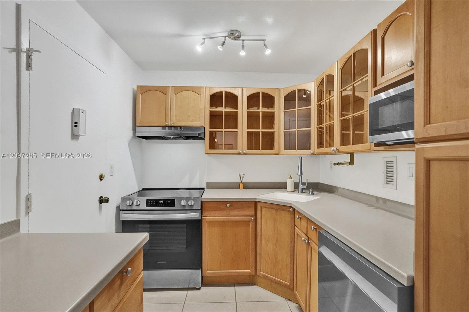KENNEDY HOUSE CONDO · #9E in North Bay Village - Photo 6