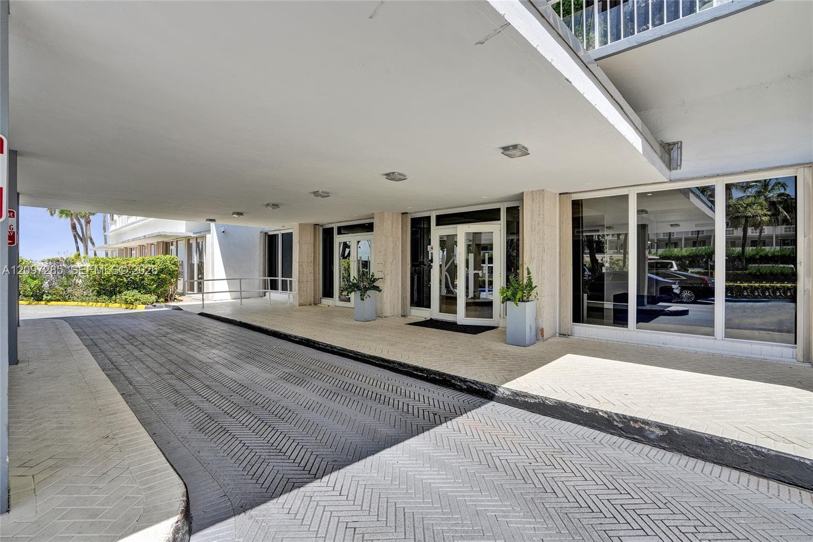 KENNEDY HOUSE CONDO · #9E in North Bay Village - Photo 37