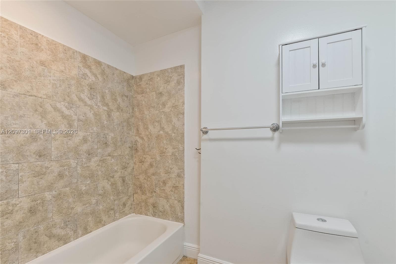 3916 SW 58th Ave photo 13