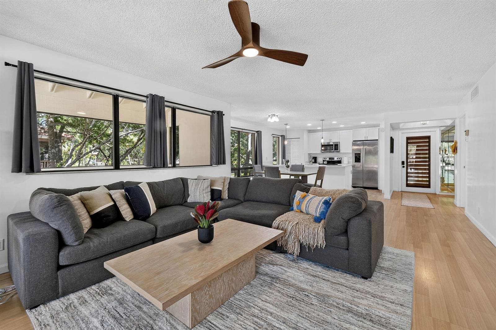 407BrackenwoodLnS(12)