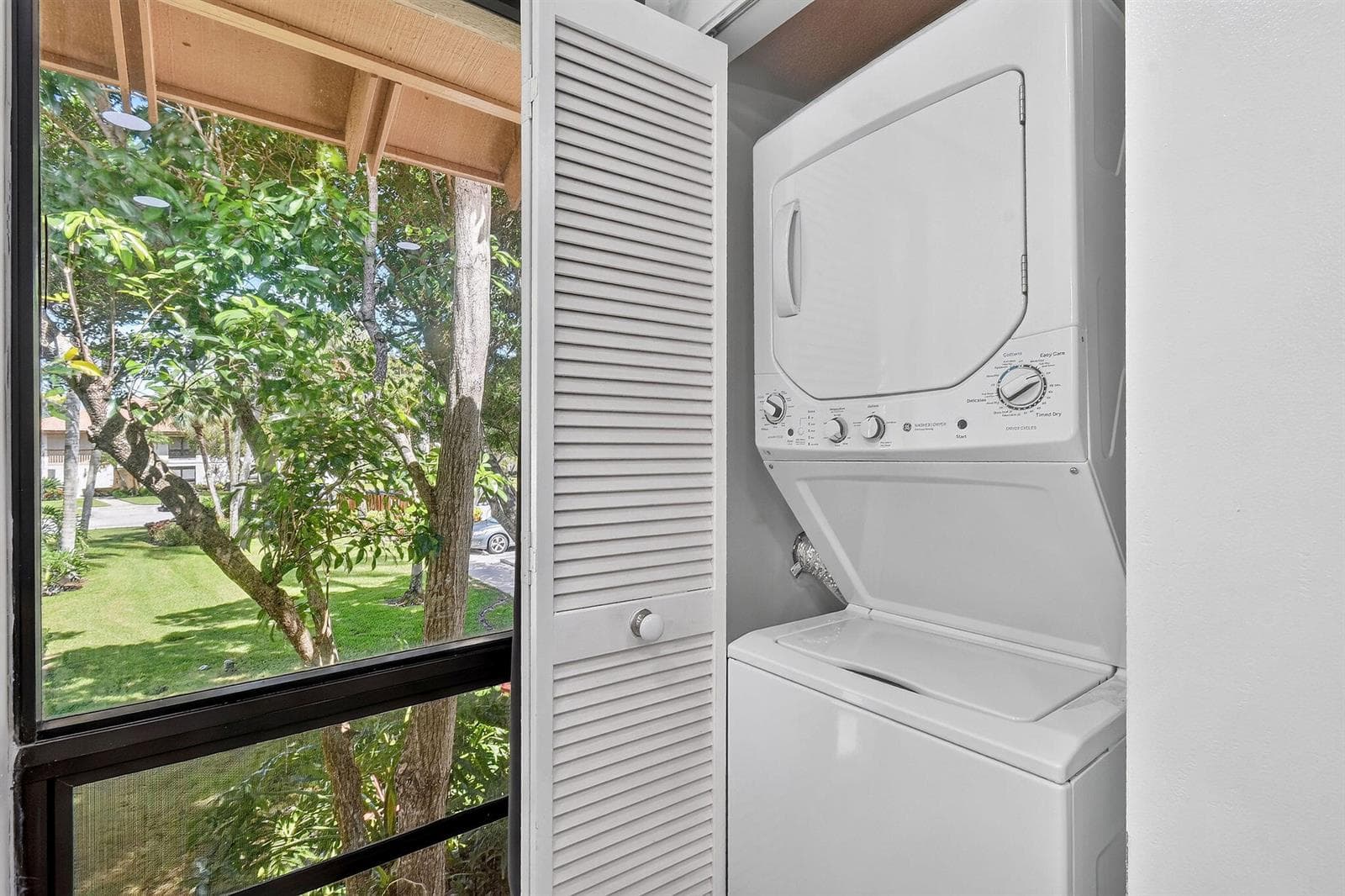 407BrackenwoodLnS(23)