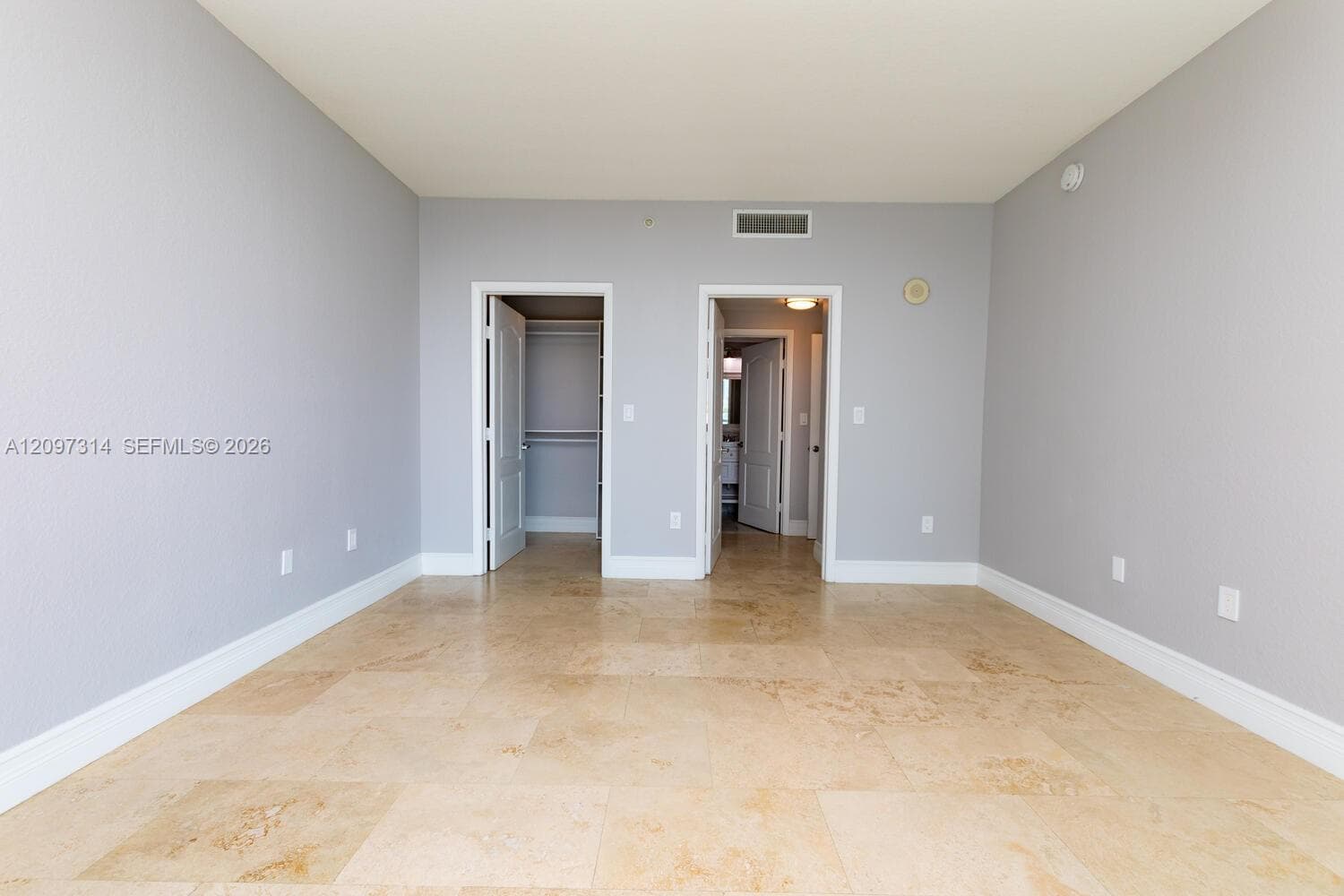 MOON BAY OF MIAMI CONDO · #906 in Miami - Photo 13