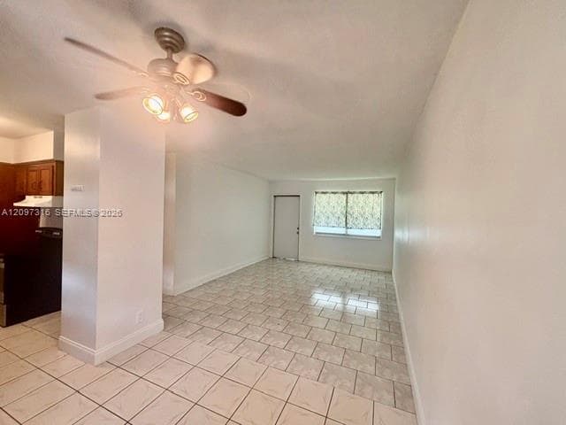 SILVER HILL MANOR APTS CO · #3 in Hollywood - Photo 5