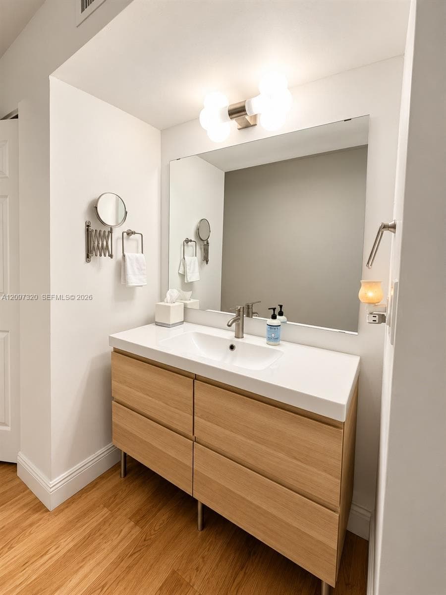 14343 SW 96th Ter photo 26