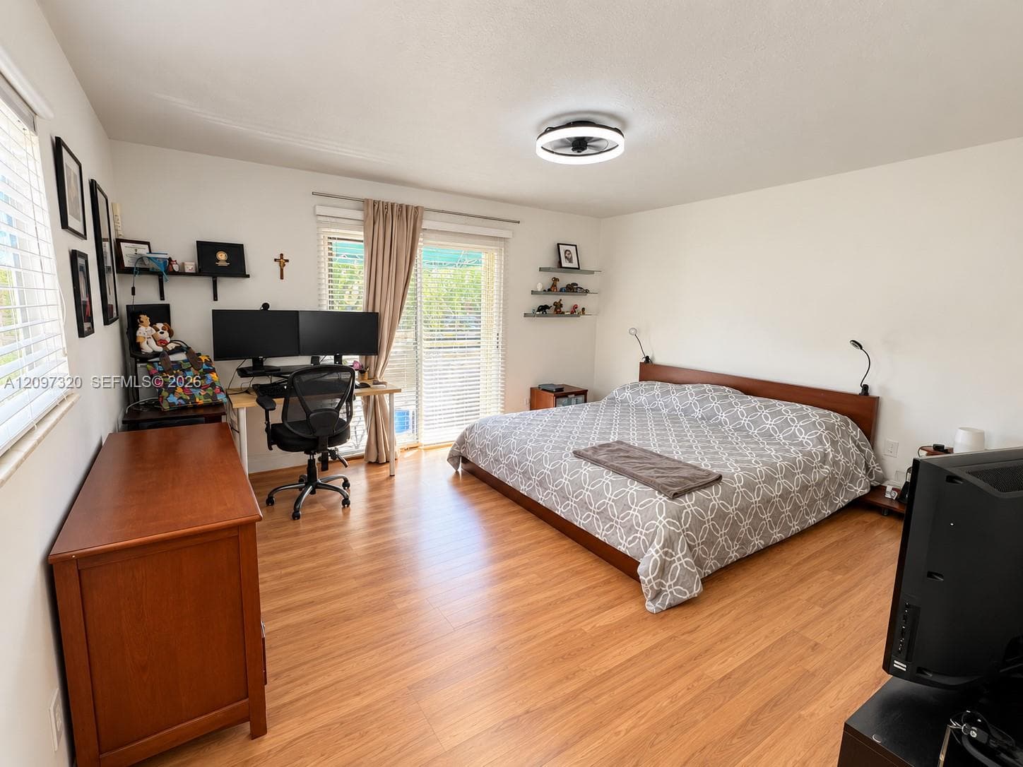 14343 SW 96th Ter photo 21