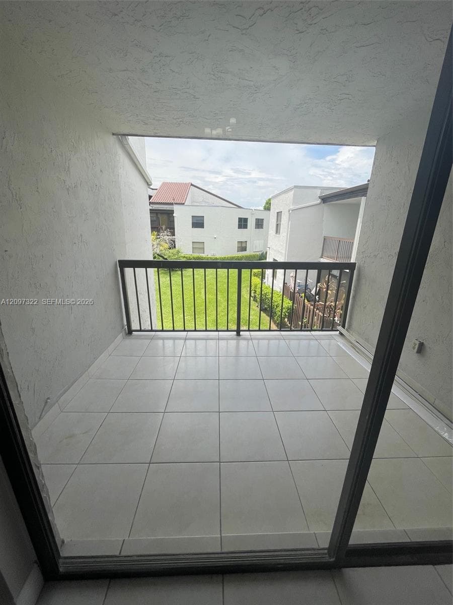 BLEAU FONTAINE CONDO #3 · #208-35 in Miami - Photo 15