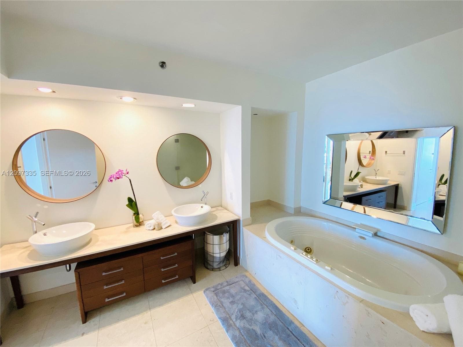 ICON South Beach · #1406 in Miami Beach - Photo 12